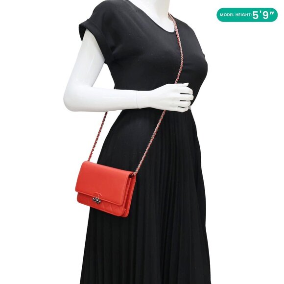 Chanel  Urban Companion Grained Calfskin Leather WOC Crossbody Bag Red - Picture 2 of 14